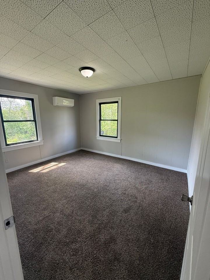 2426 Cloud Springs Rd - Photo 7 of 15