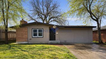 featured image of 1218 E Logan St