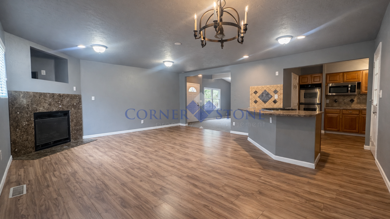 1218 E Logan St - Photo 7 of 28