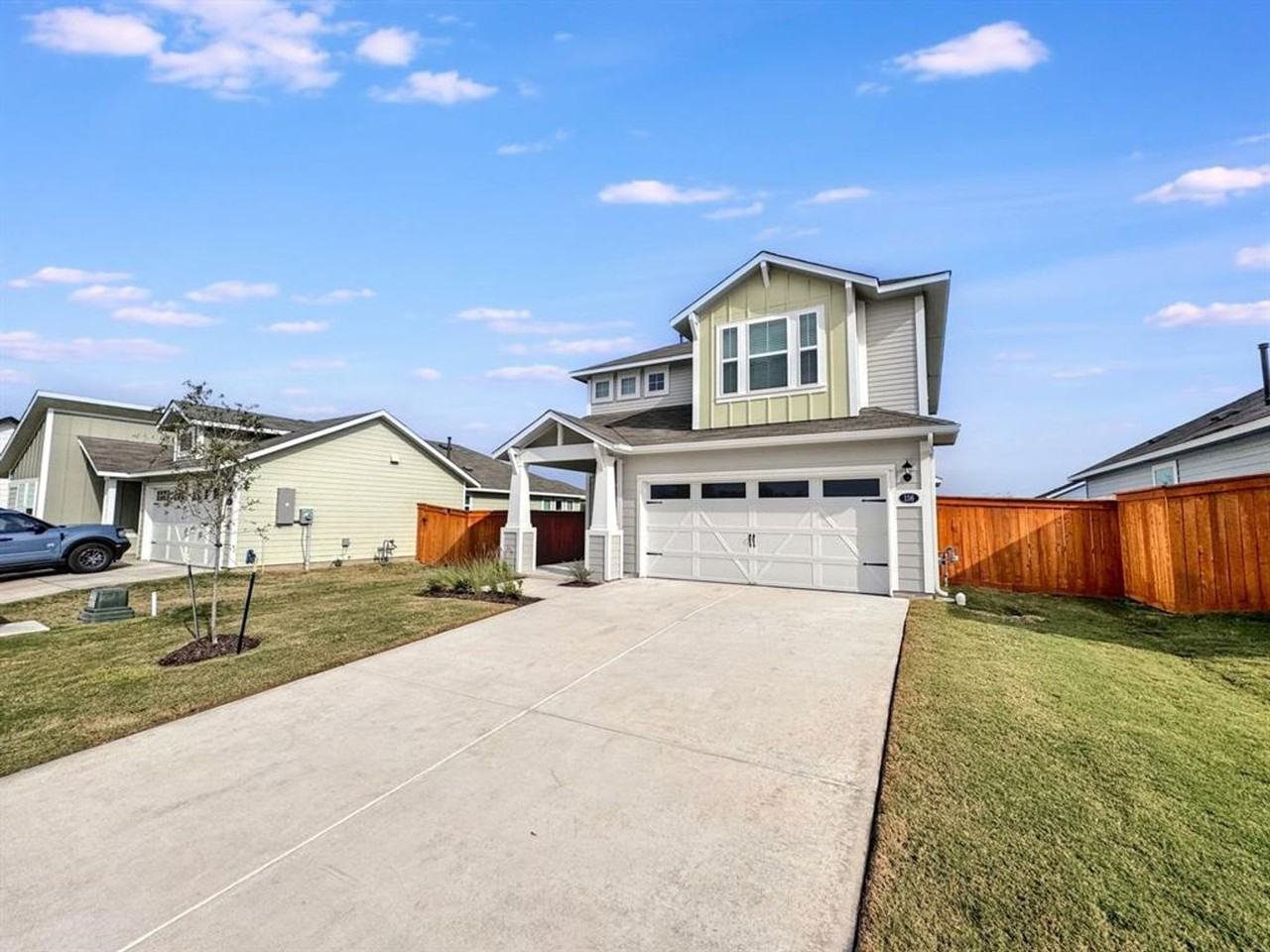 156 Edward R Gaytan St - Photo 2 of 19