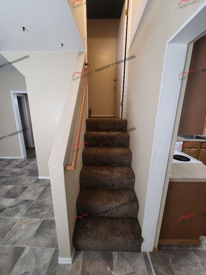 848 Nw Maryland Ave - Photo 4 of 28