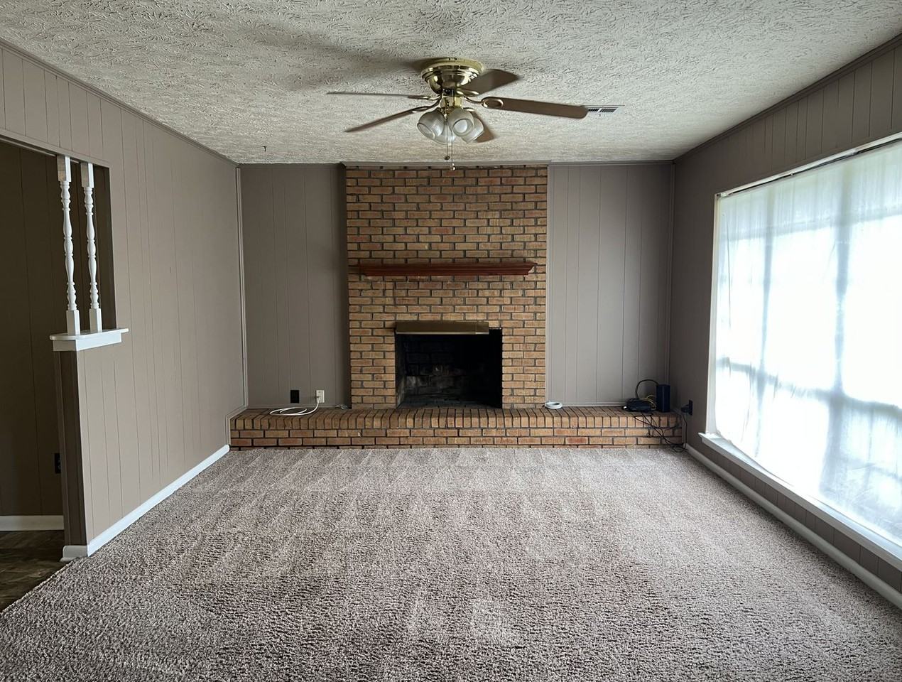 68 Maple Ct - Photo 2 of 18