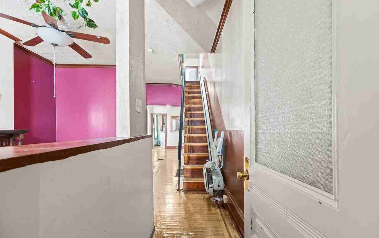 2304 N Smedley St - Photo 2 of 11