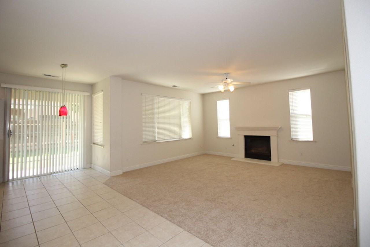 2475 Deauville Cir - Photo 2 of 18