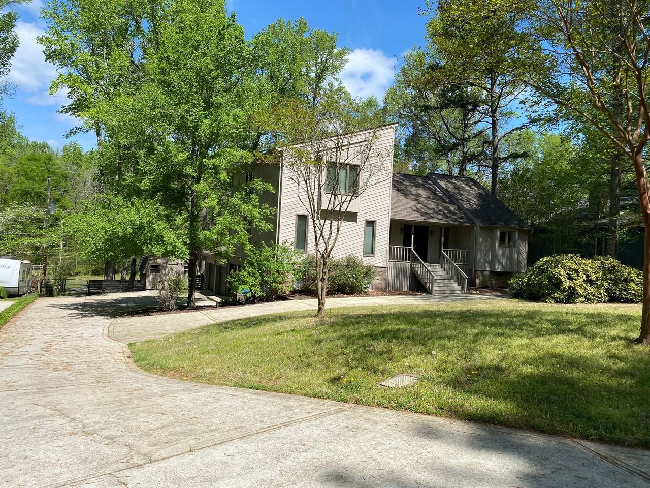 3917 Singletree Rd - Photo 2 of 3