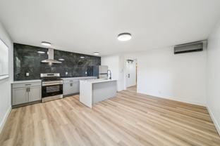 1314 S Quincy Ave - Photo 1 of 1