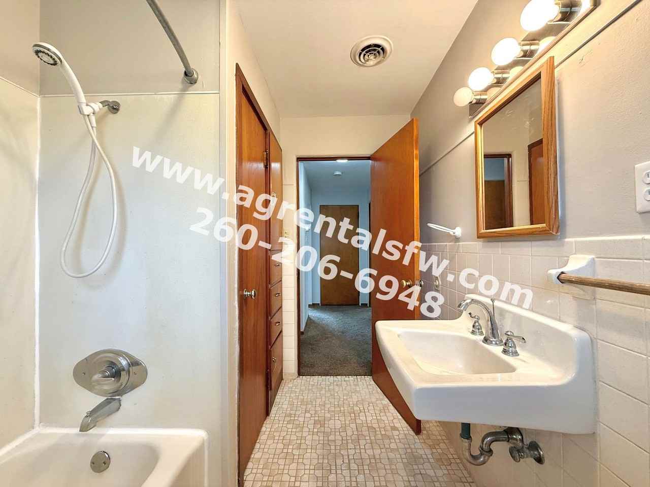 14901 W State Road 14 - Photo 5 of 13