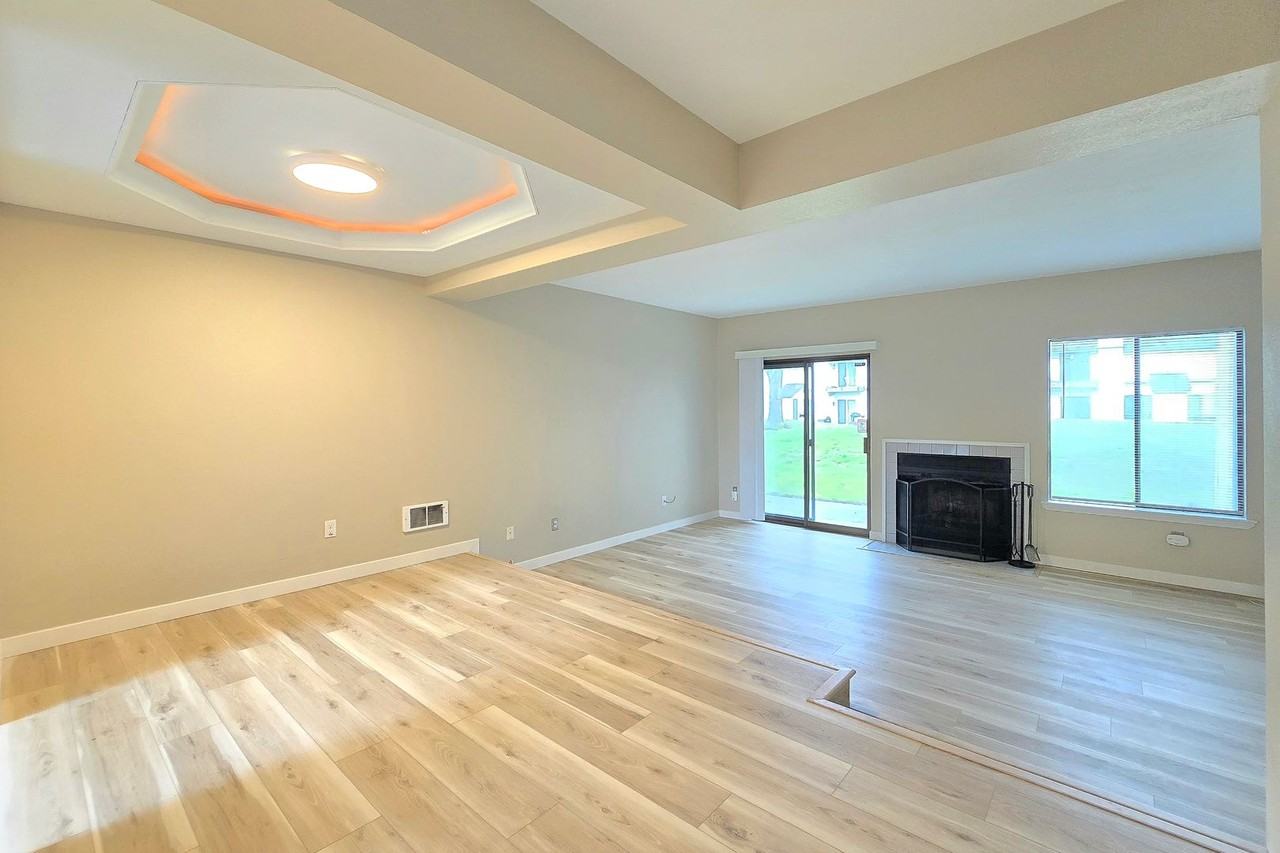 4817 76th St Ne - Photo 4 of 17