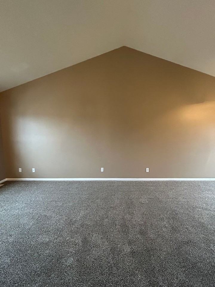 17843 Edna St - Photo 3 of 37