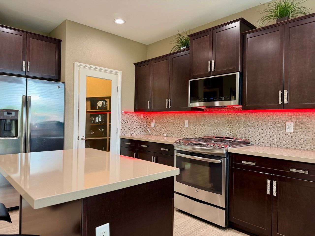 7025 Solana Ridge Dr - Photo 2 of 16
