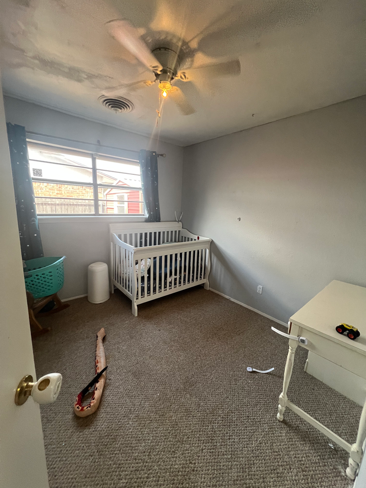 5348 Benbrook St - Photo 5 of 8