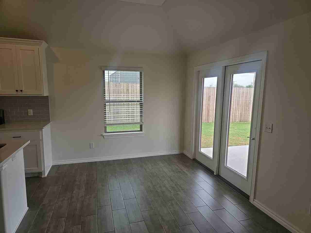 3701 Lynne Ave - Photo 6 of 18