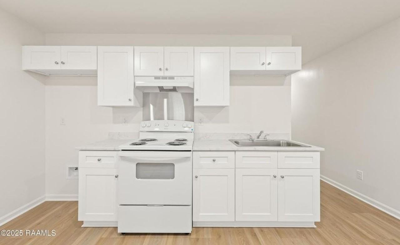 503 Joan St - Photo 3 of 11