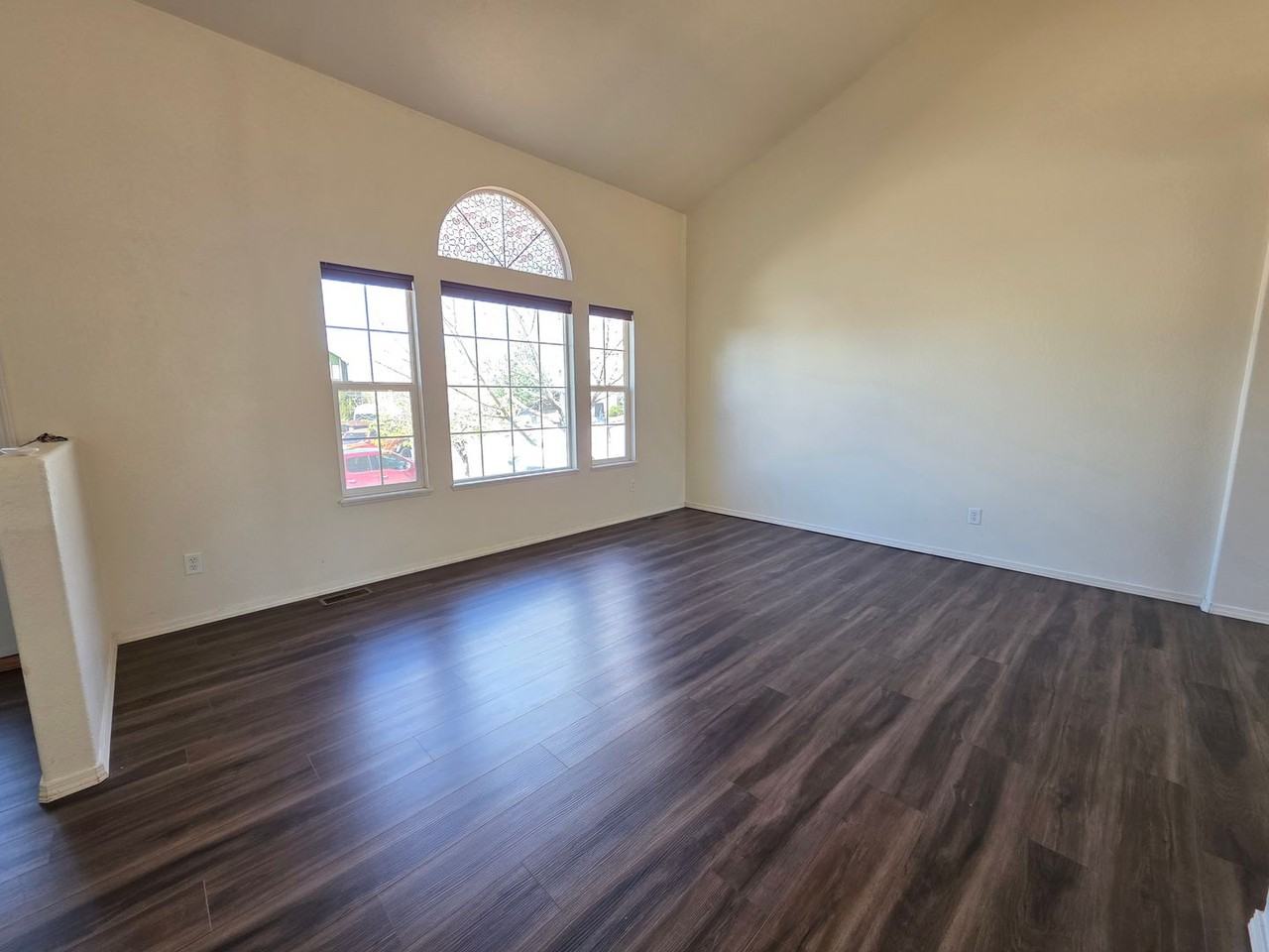 7015 Cabriolet Dr - Photo 3 of 30