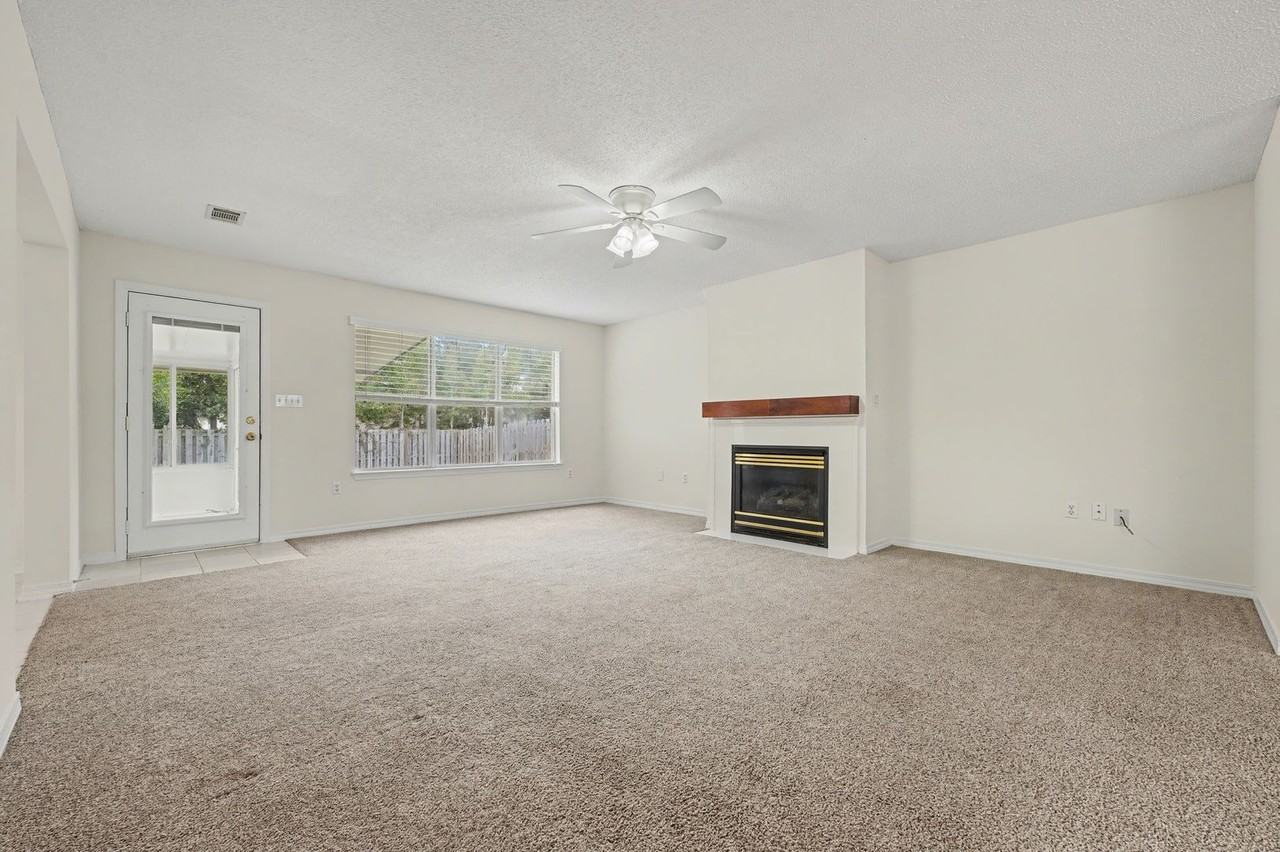 4178 Whitetail Cir - Photo 7 of 12