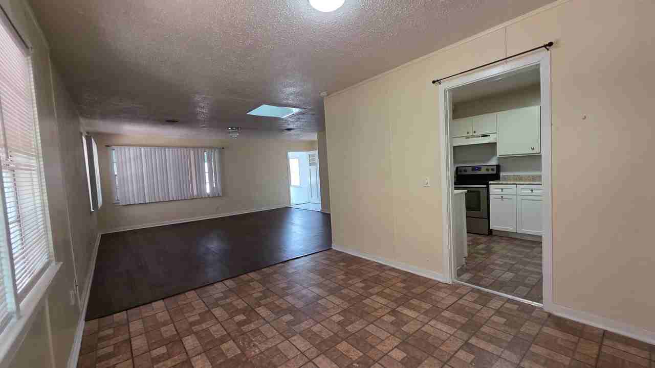 727 White St - Photo 5 of 22