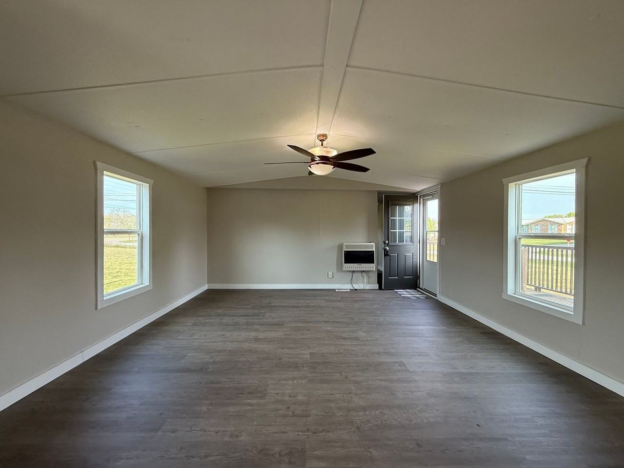 281 Mount Pleasant Cir - Photo 6 of 25