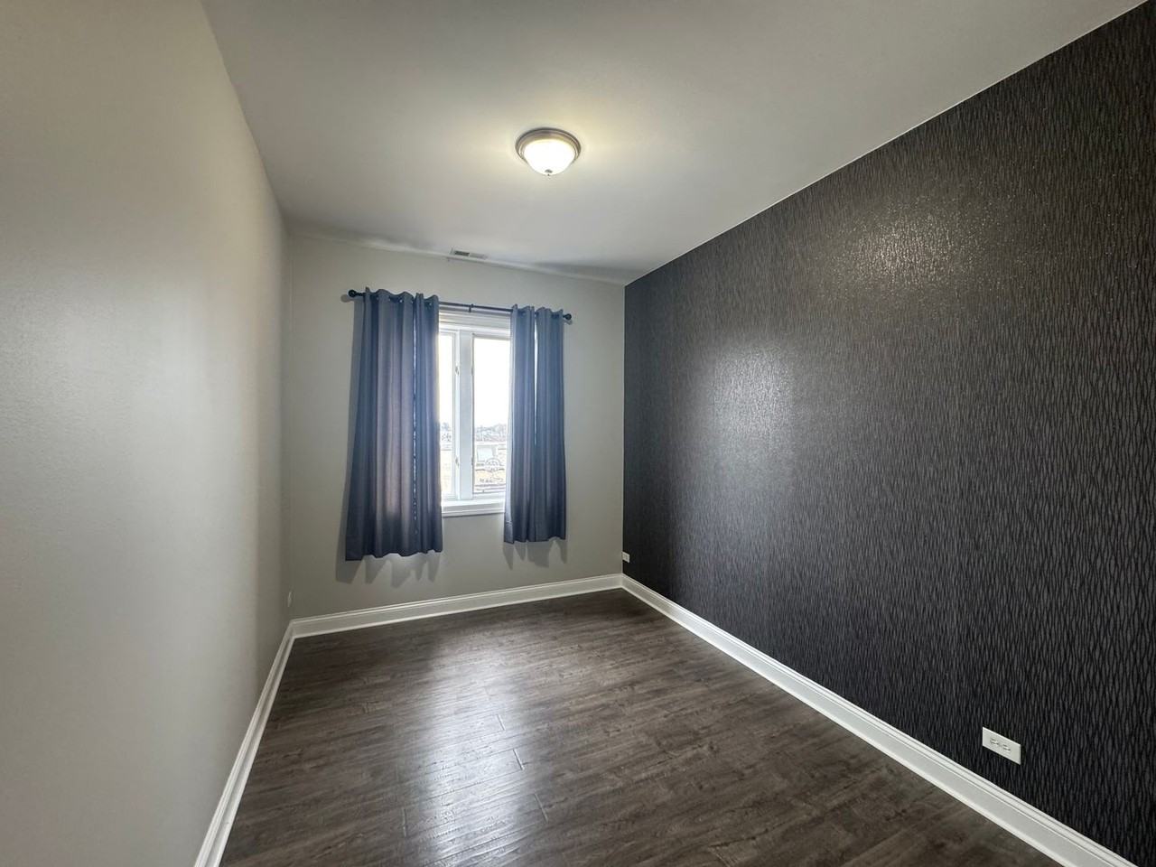 1837 N Harlem Ave #3 - Photo 7 of 16