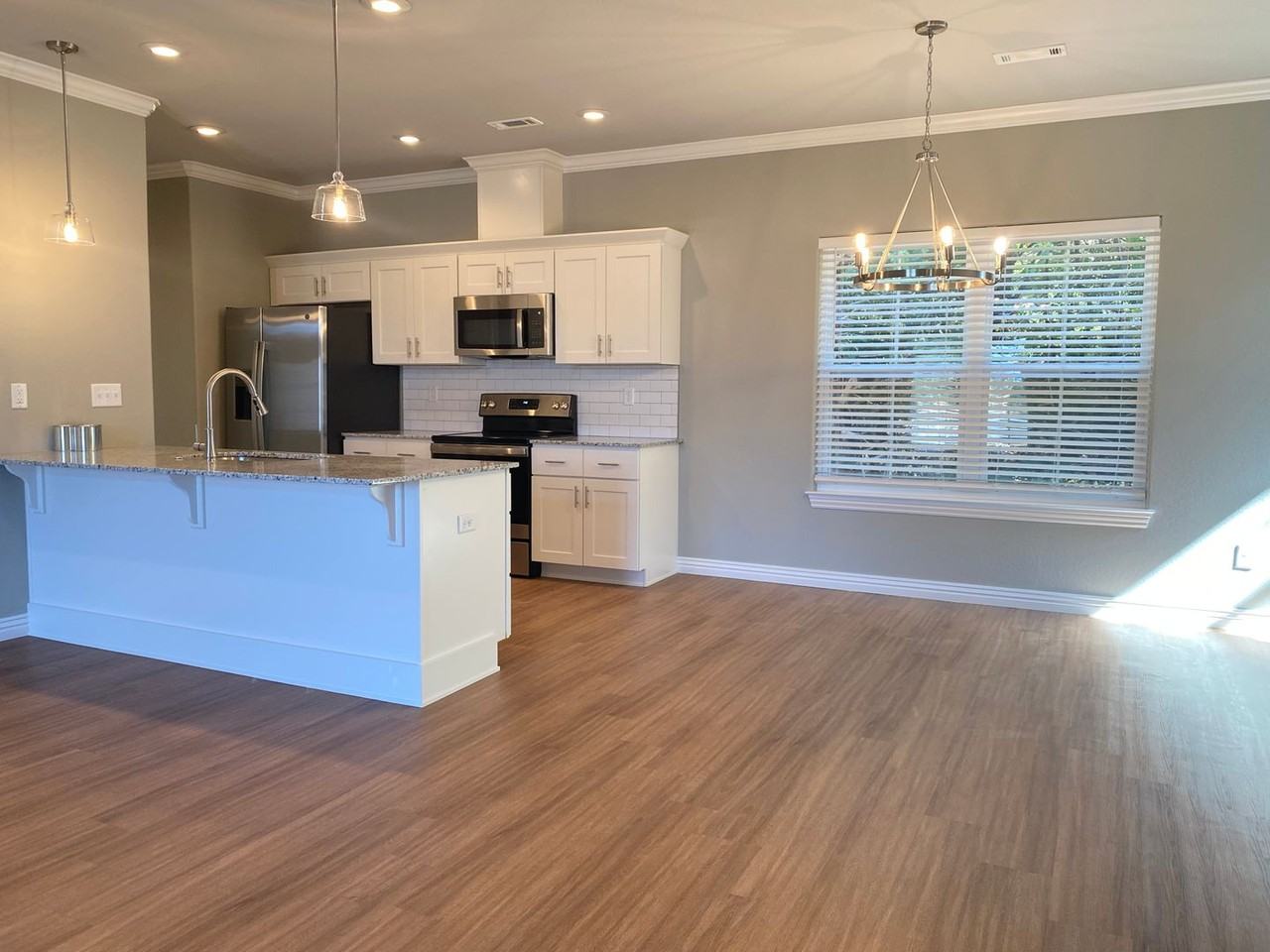 2021 N Penelope Ln - Photo 2 of 19