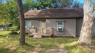 1918 Oleander Dr - Photo 1 of 1