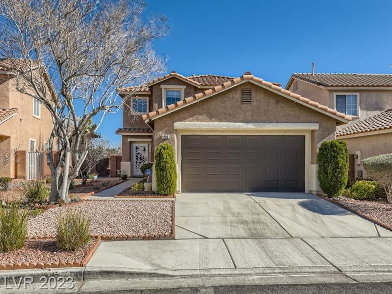 1220 Swanbrooke Dr