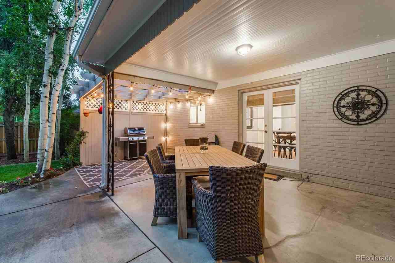 795 S Harrison St - Photo 7 of 29