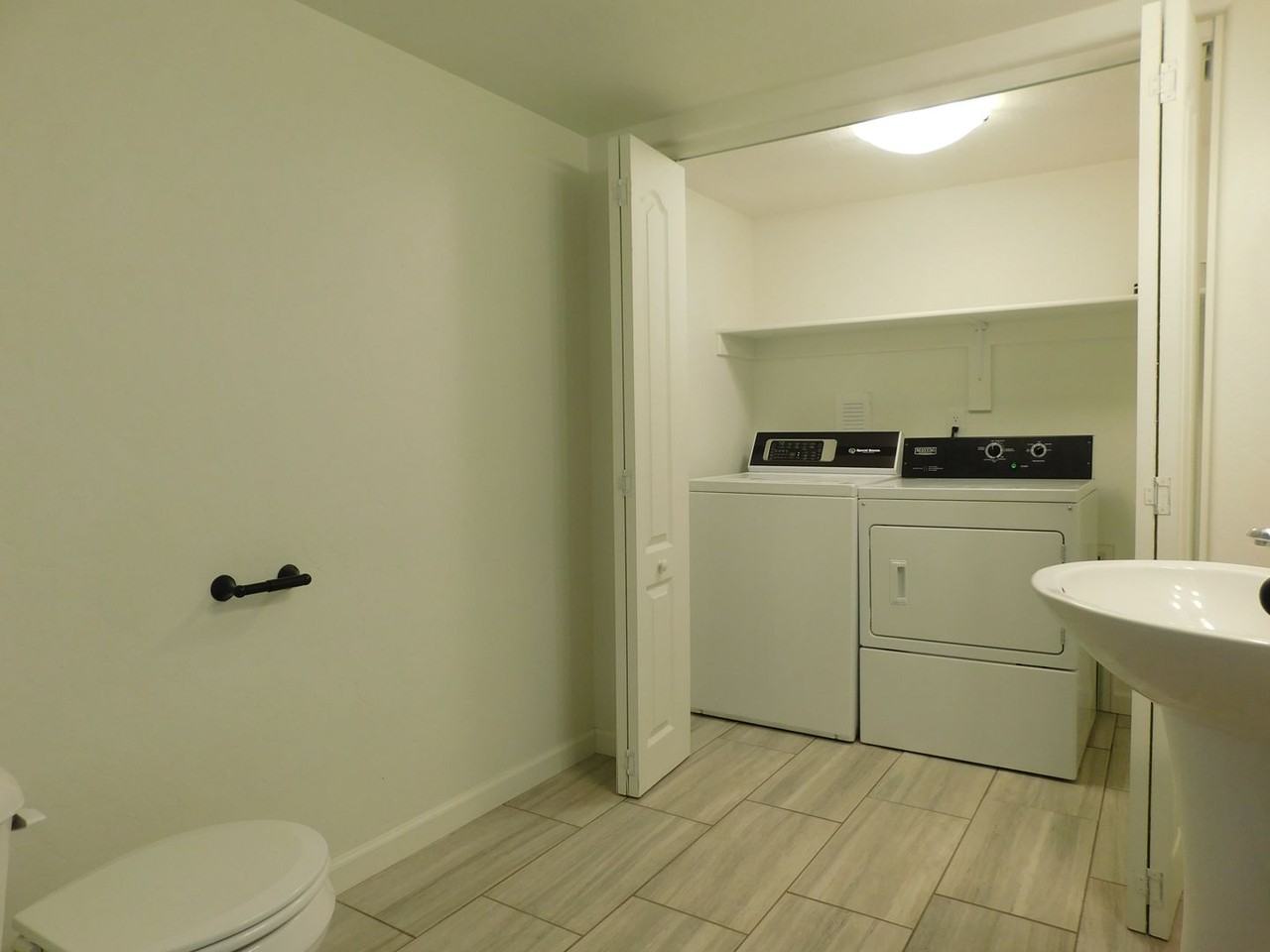 657 Trinity Way #B - Photo 7 of 18