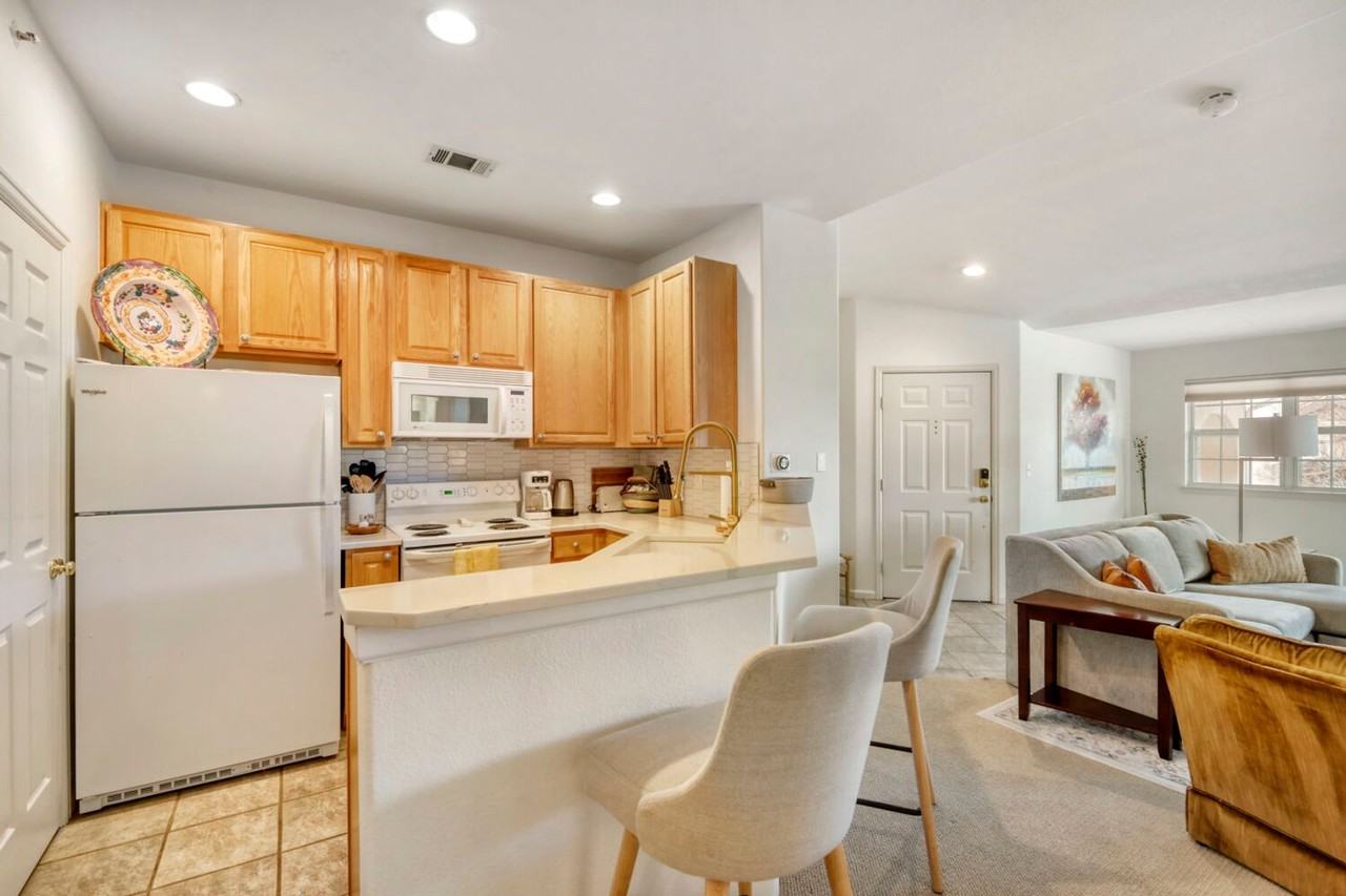 550 Mohawk Dr #70 - Photo 3 of 28