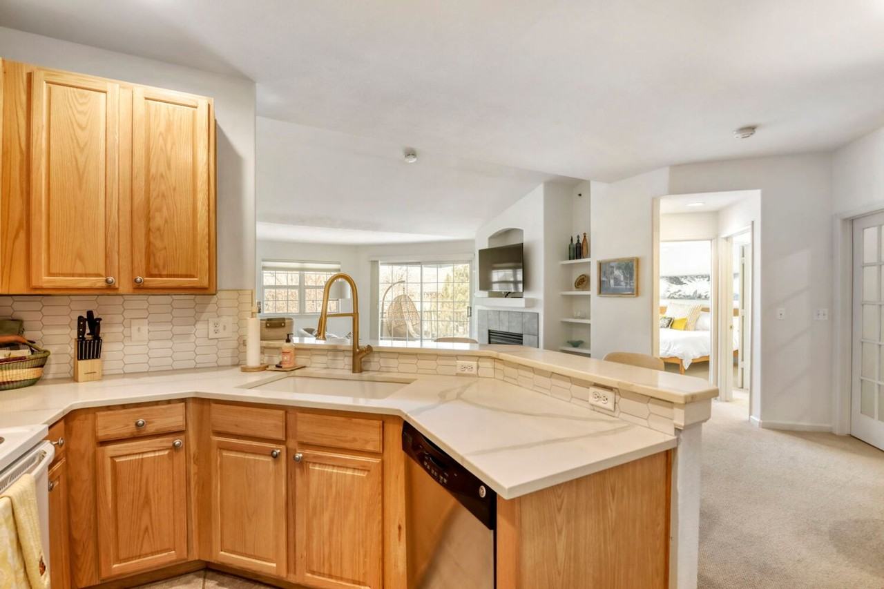 550 Mohawk Dr #70 - Photo 5 of 28