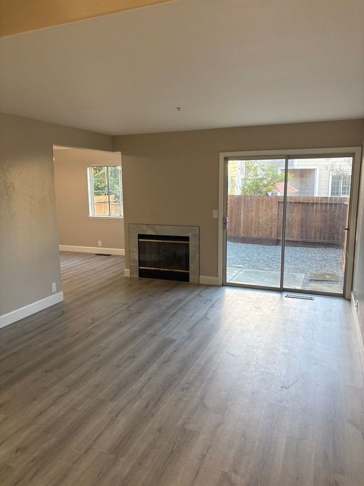 1810 Carneros Cir - Photo 7 of 18