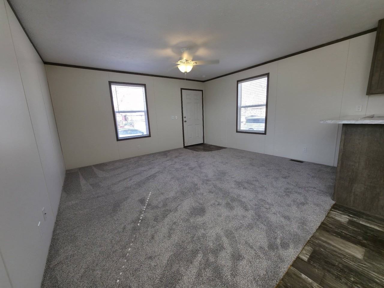 1319 W Plum St #75 - Photo 7 of 26