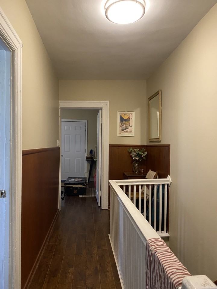 Spadina Ave. & Nassau St - Photo 6 of 9