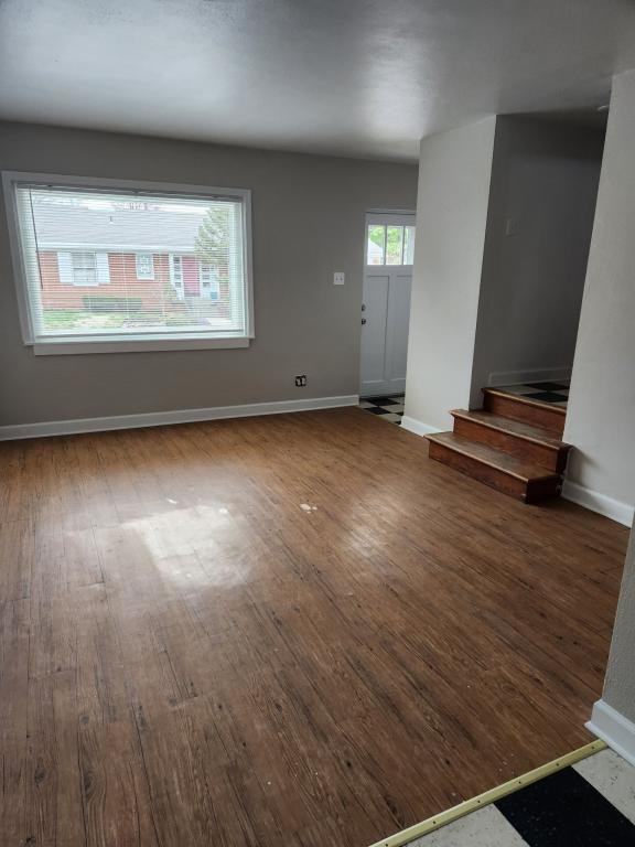 409 Graham St - Photo 4 of 22