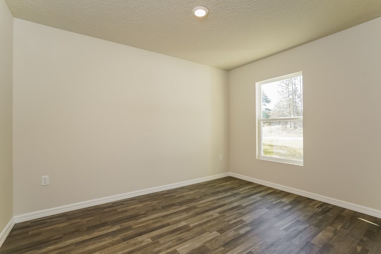 2951 W Juliet Pl - Photo 3 of 16