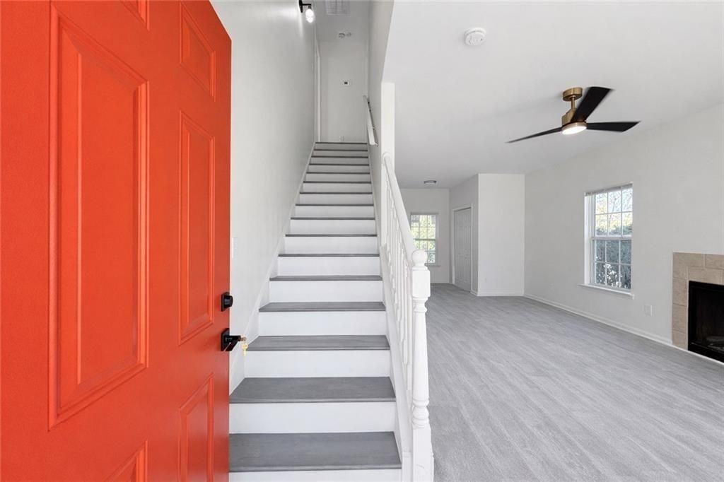 2259 Sisk St Nw - Photo 2 of 27