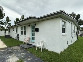 featured image of 4719 S 88th St