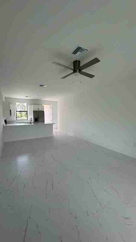 1103 Dean St - Photo 2 of 12