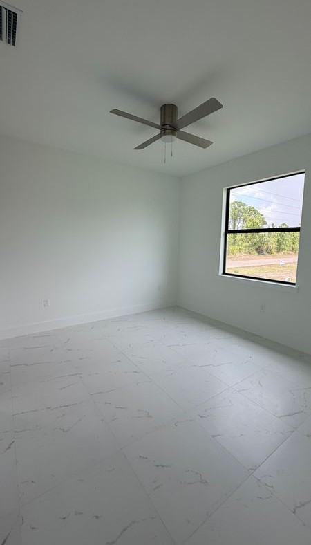 1103 Dean St - Photo 5 of 12