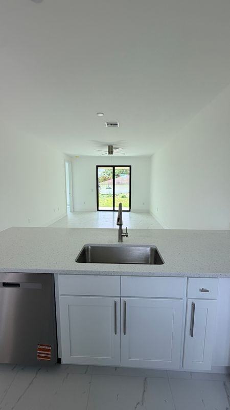 498 Loretta Ave S - Photo 3 of 11