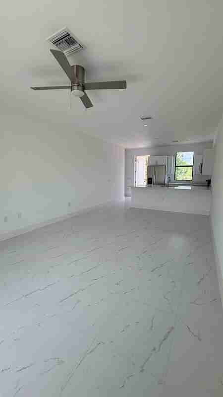 496 Loretta Ave S - Photo 5 of 12