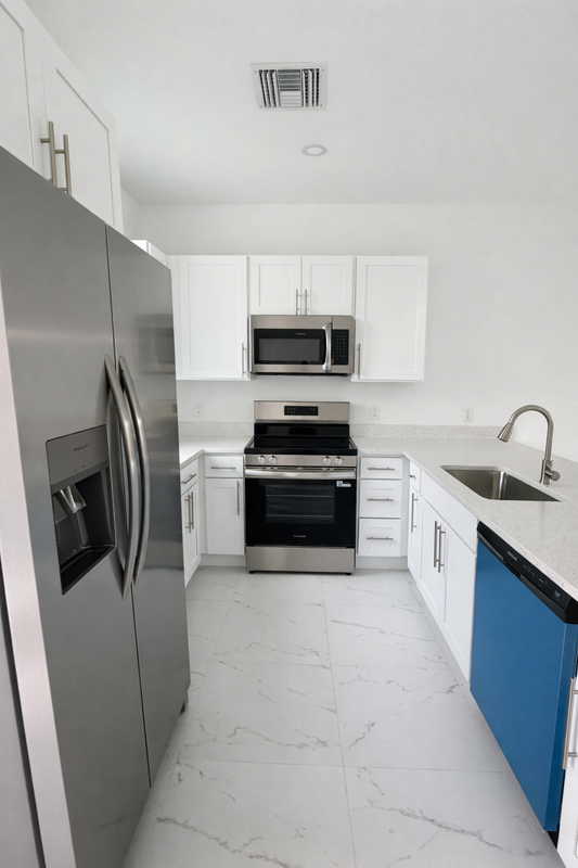 4794 Jordan Ave - Photo 2 of 10