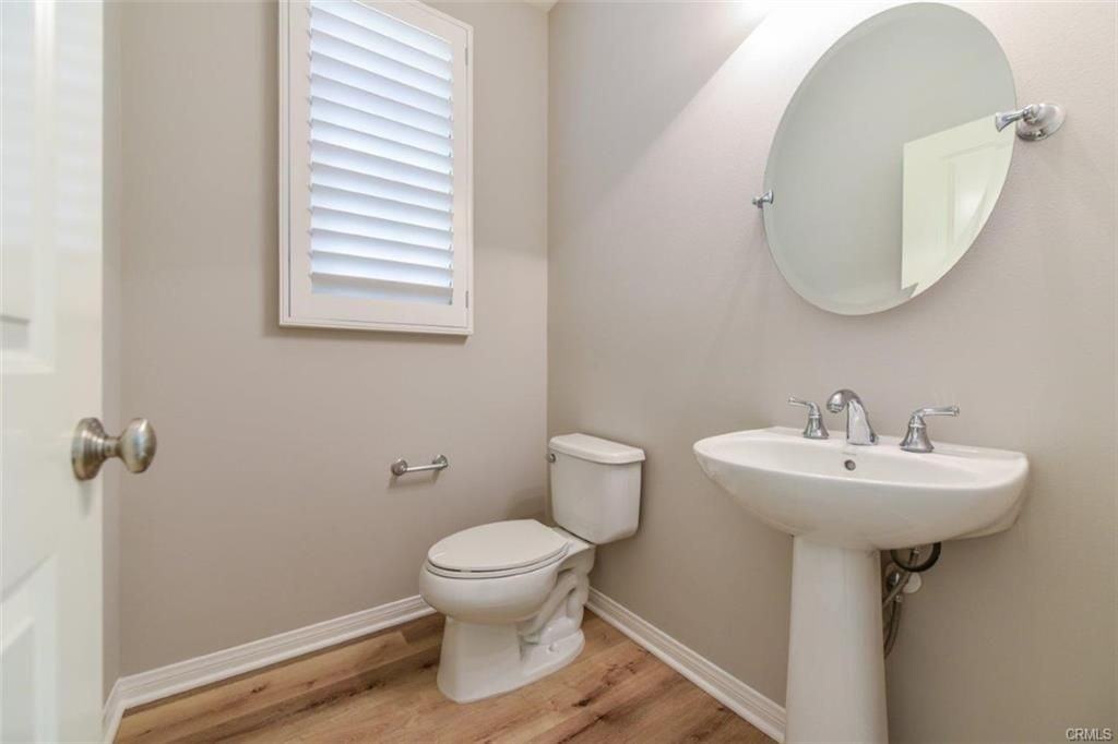 99 Bianco - Photo 2 of 29