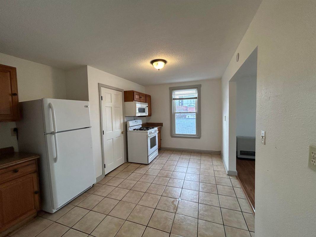 23 Elm St - Photo 6 of 12