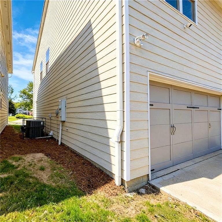 602 Lofty Ln Sw - Photo 3 of 31