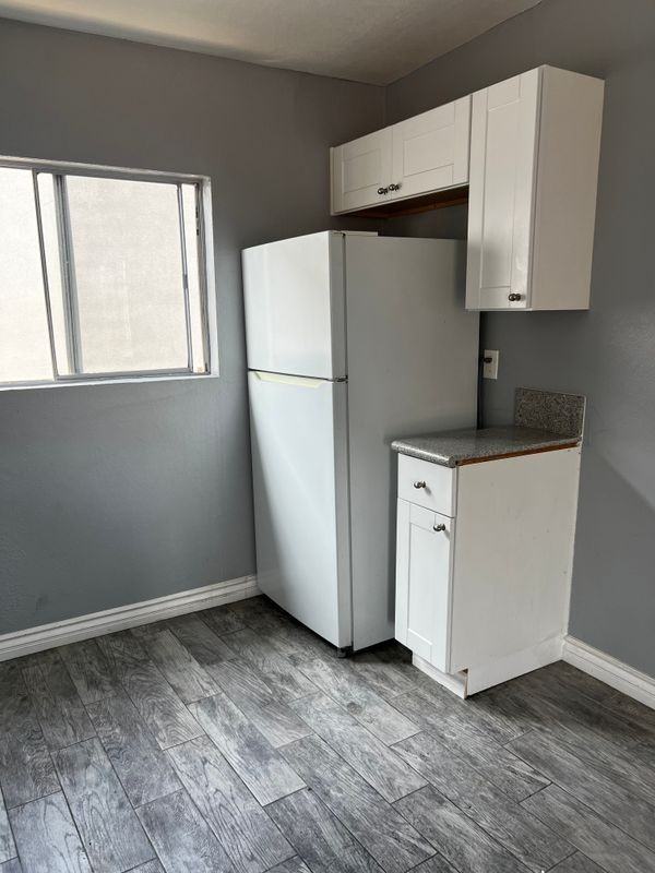 120 W 73rd St - Photo 2 of 11