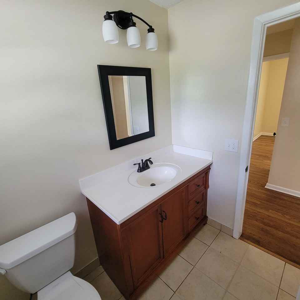 2145 Mitchell St - Photo 6 of 17