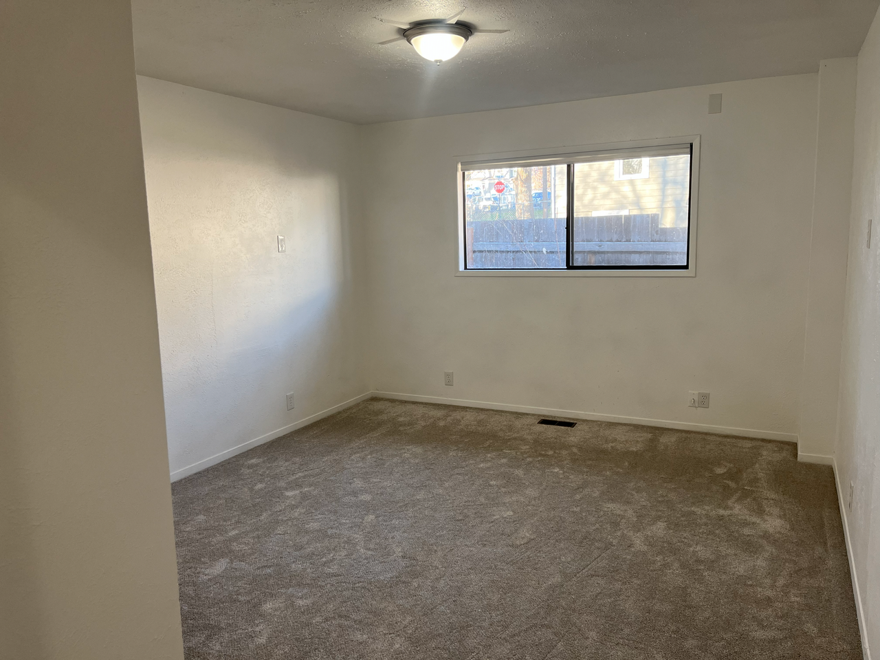 616 S Harrison St #A - Photo 7 of 16