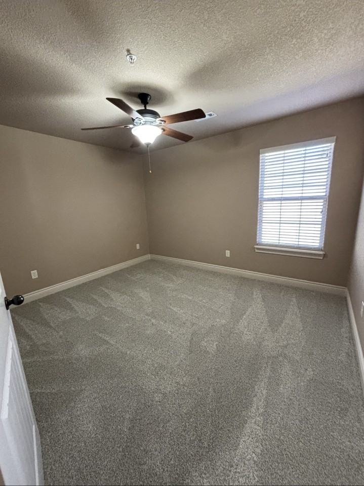 138 Stoney Pointe Dr - Photo 5 of 22