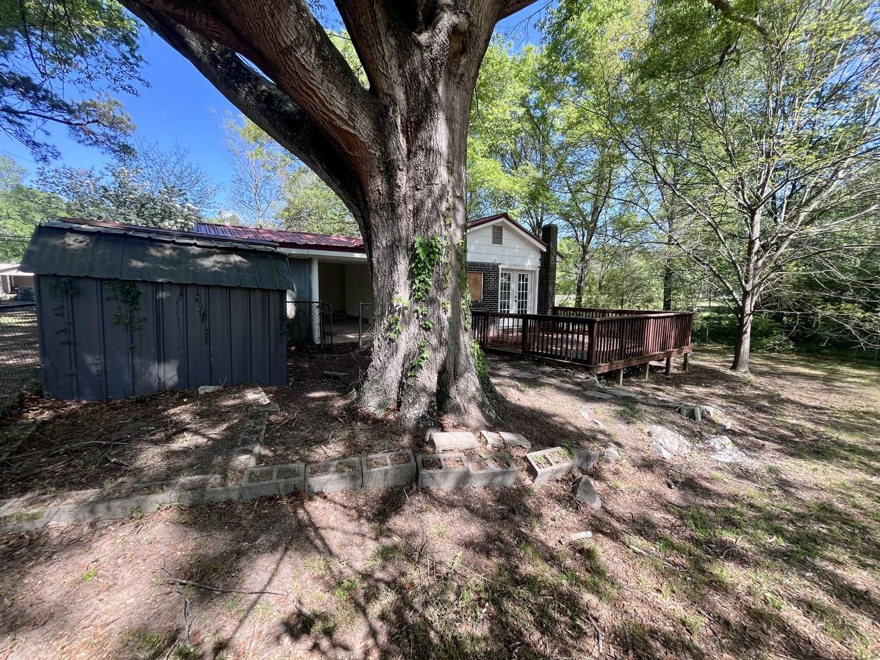 1154 Black Creek Rd - Photo 5 of 15