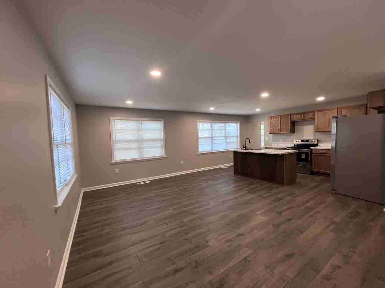 1154 Black Creek Rd - Photo 7 of 15